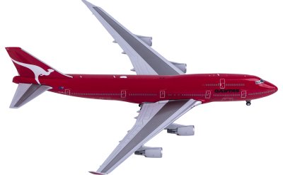 Qantas 澳洲航空 Boeing 747-400 VH-OEJ
