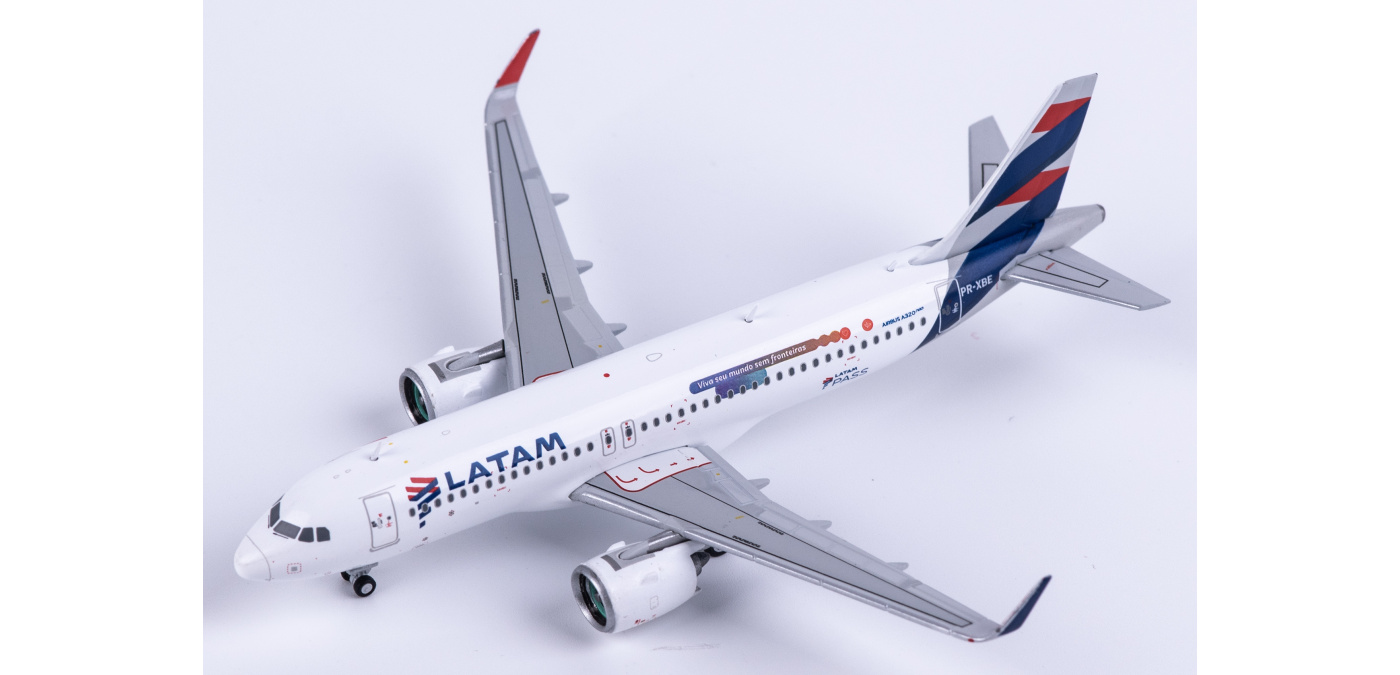 XX40211 LATAM Airlines Airbus A320NEO PR-XBE JC Wings 1:400 -飞机