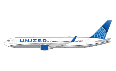 United Airlines 美国联合航空 Boeing 767-300ER N670UA