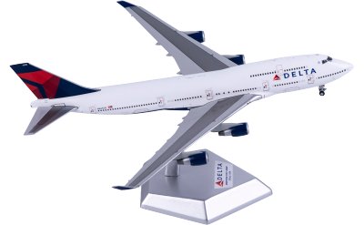 Hxmodels 1:400 Delta Air Lines Boeing 747-400 N665US