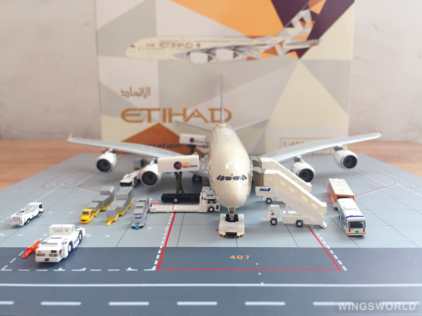 Phoenix 1:400 PH11026 Etihad Airways 阿提哈德航空 Airbus A380-800 A6-APA