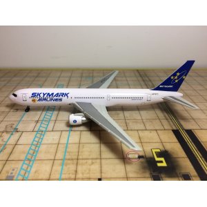 Skymark Airlines 天马航空 Boeing 767-300 JA767C  55374 Dragon Models 1:400