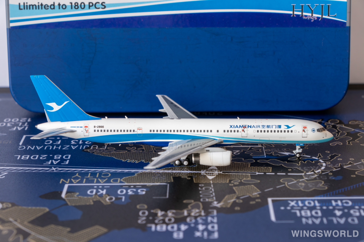 厦门航空 hyjl57002 b-2866 的照片 作者:ww8368 - 飞机模型世界资料