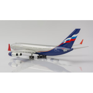 Aeroflot 俄罗斯航空 Ilyushin Il-96 RA-96008 2003s colors. With rolling gears. PH10635 Phoenix 1:400