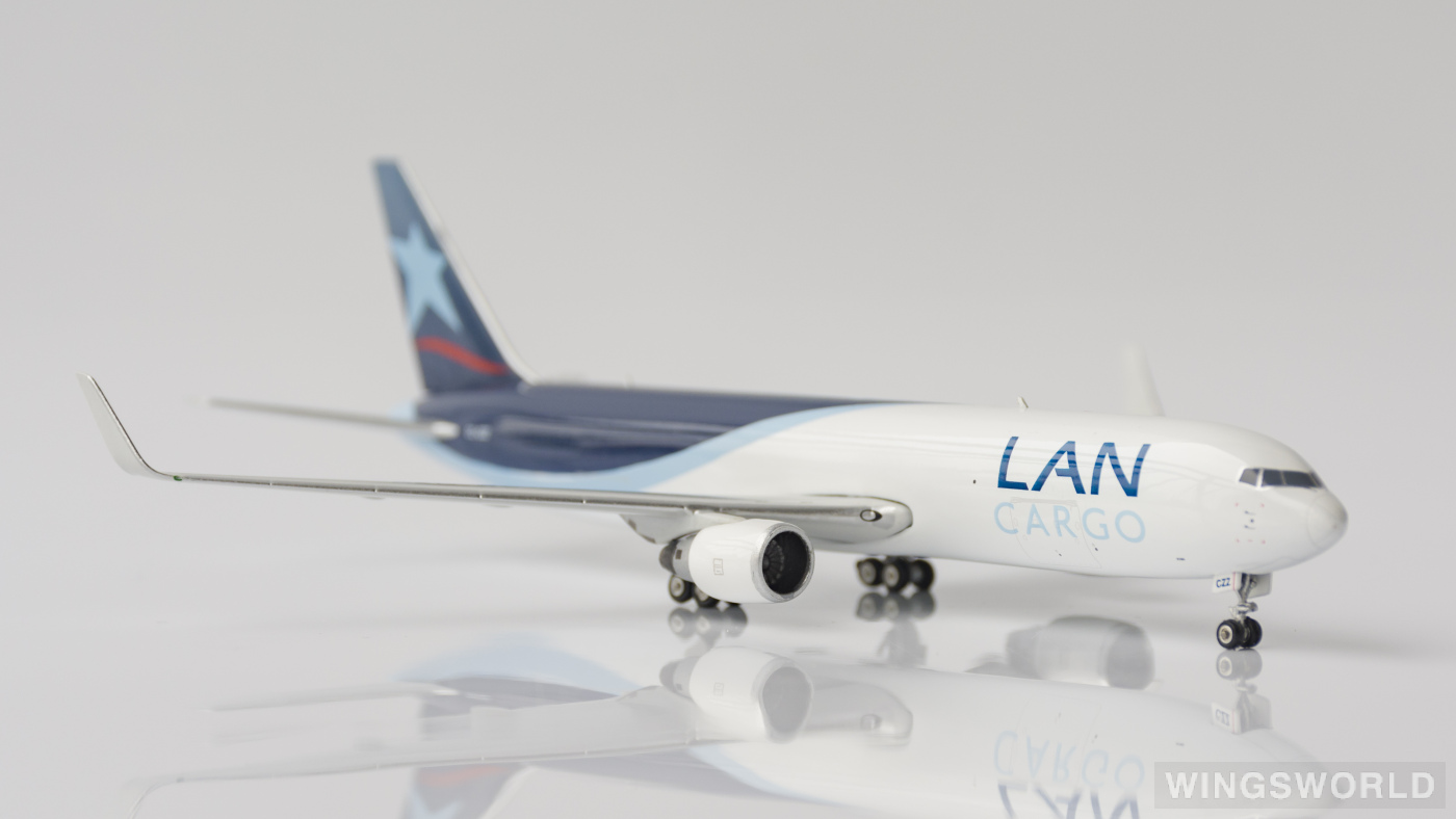 Phoenix 1:400 PH10917 LAN Airlines 智利航空 Boeing 767-300 CC-CZZ