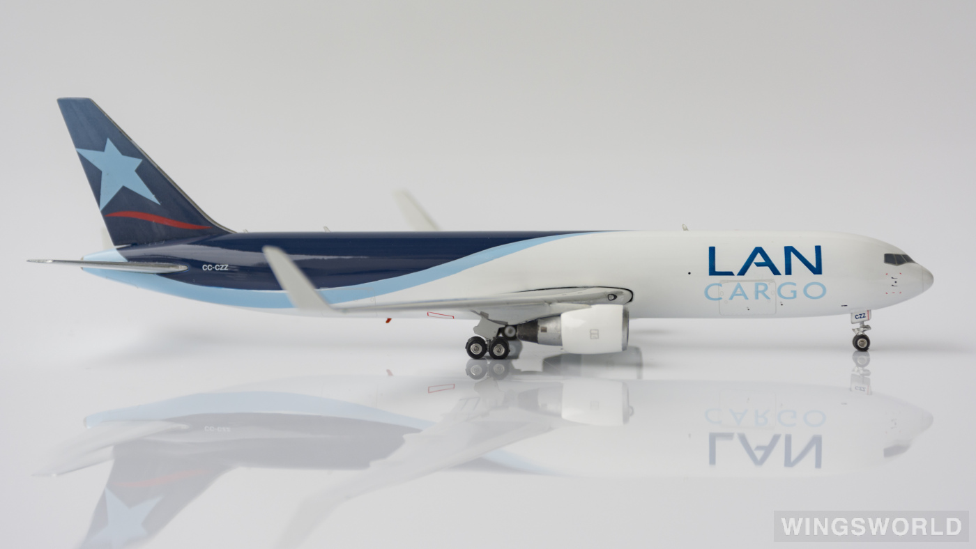 Phoenix 1:400 PH10917 LAN Airlines 智利航空 Boeing 767-300 CC-CZZ
