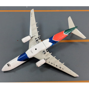 China Eastern 中国东方航空 Airbus A330-300 B-6100  PH10386 Phoenix 1:400