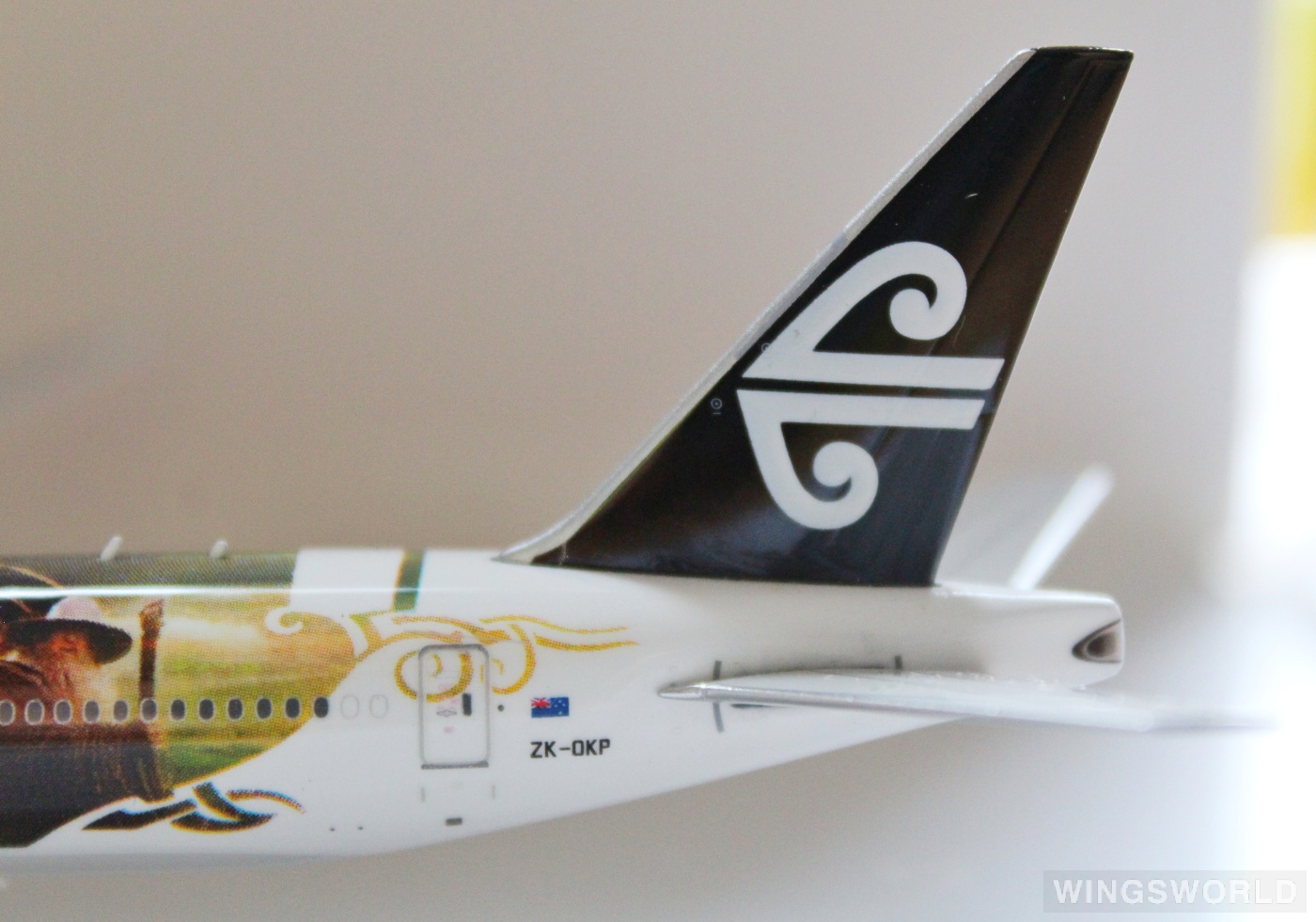 Phoenix 1:400 PH10722 Air New Zealand 新西兰航空 Boeing 777-300 ZK-OKP