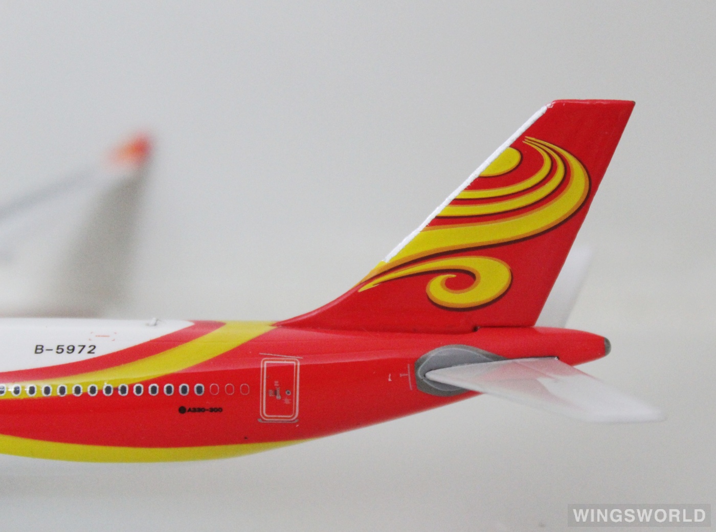 Phoenix 1:400 PH11295 Hainan Airlines 海南航空 Airbus A330-300 B-5972