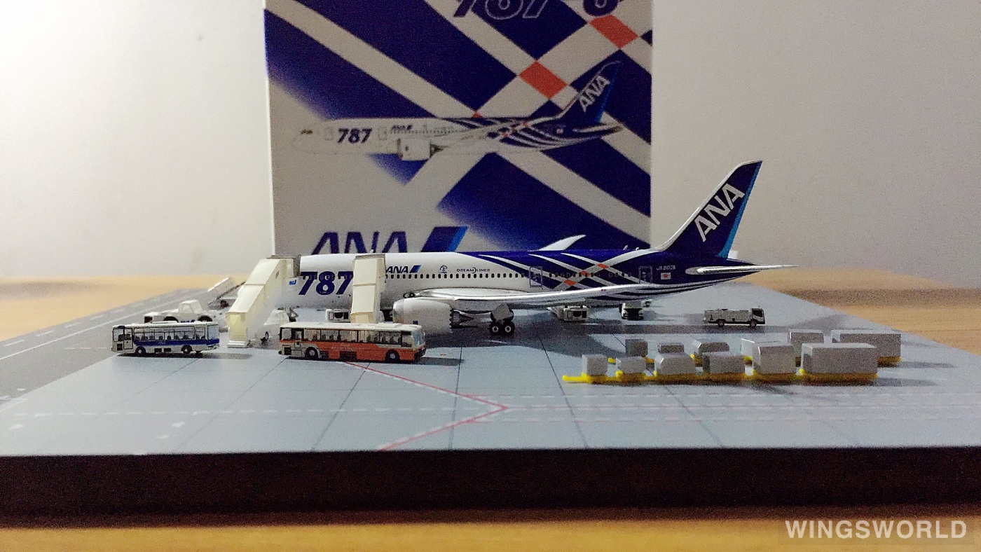 Phoenix 1:400 PH10737 ANA 全日空 Boeing 787-8 JA802A