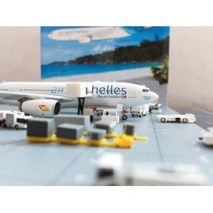 Air Seychelles 塞舌尔航空 Airbus A330-200 A6-EYZ  PH10757 Phoenix 1:400