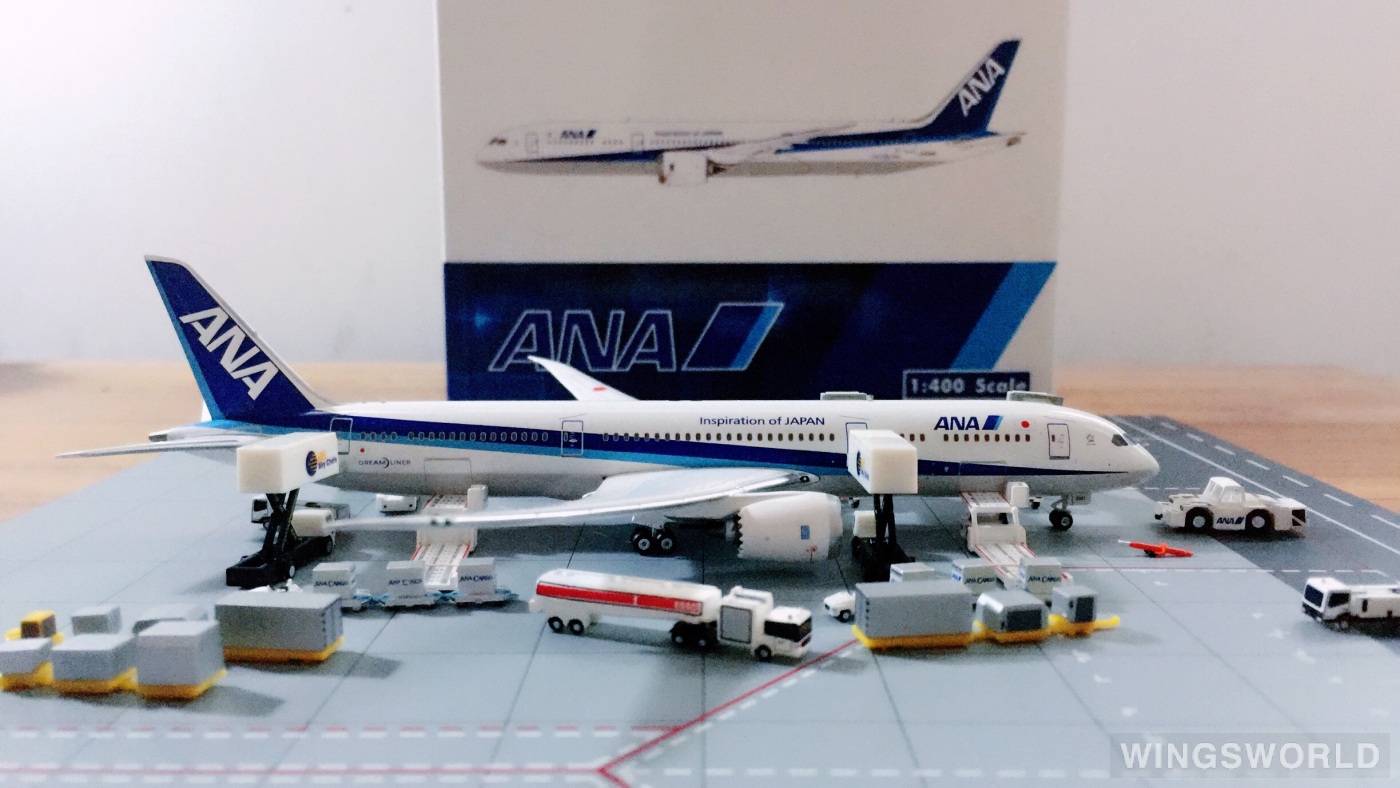 Phoenix 1:400 Boeing 787-9 ANA 全日空PH10953 JA830A 的照片