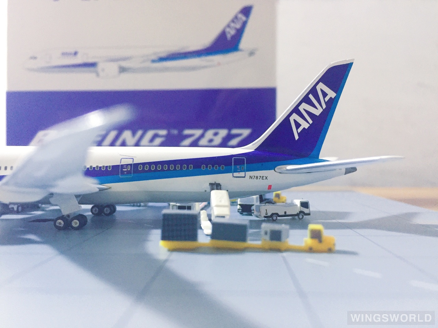 Phoenix 1:400 PH10367 Boeing 波音公司 Boeing 787-8 N787EX