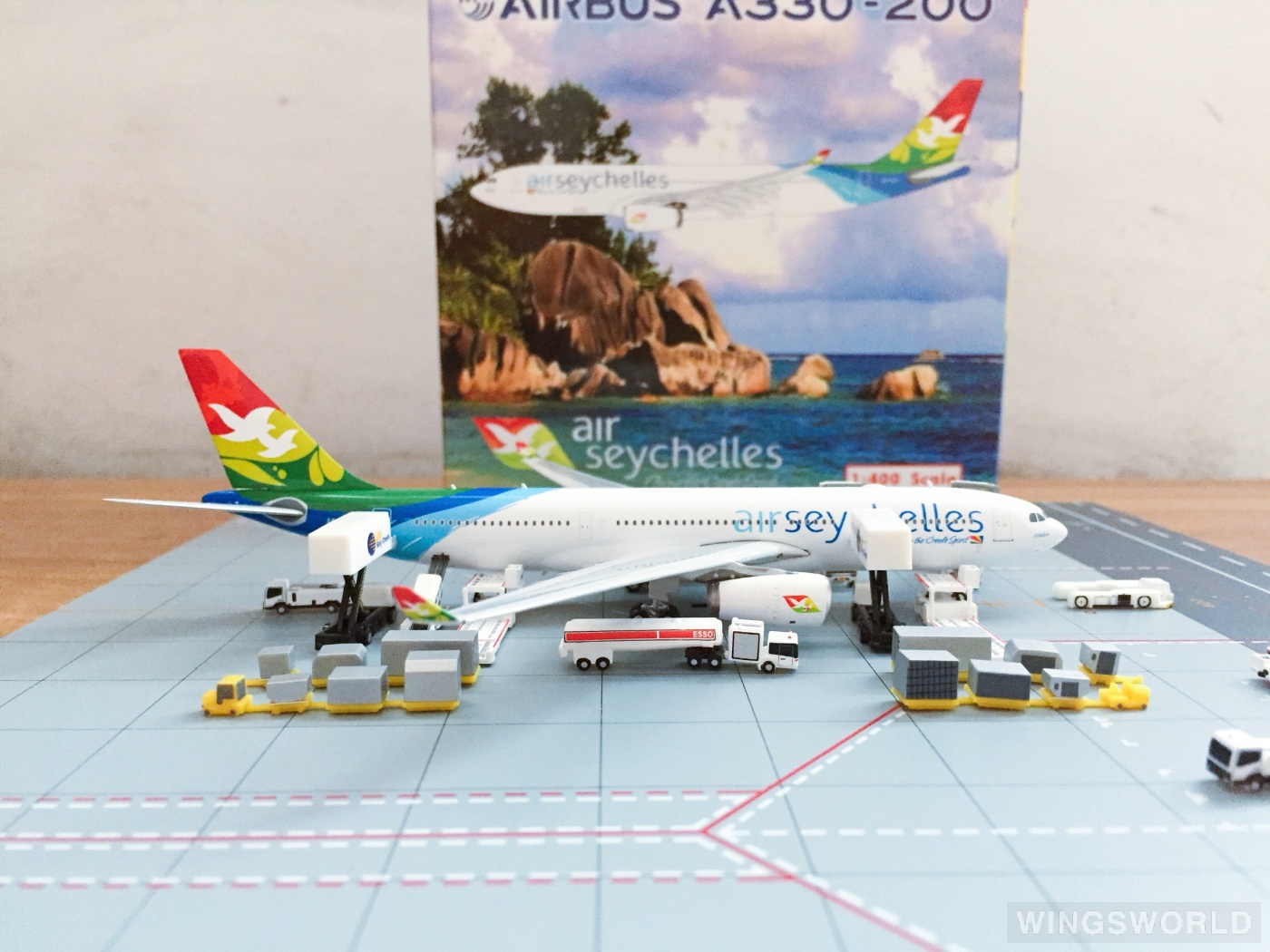 Phoenix 1:400 PH10757 Air Seychelles 塞舌尔航空 Airbus A330-200 A6-EYZ