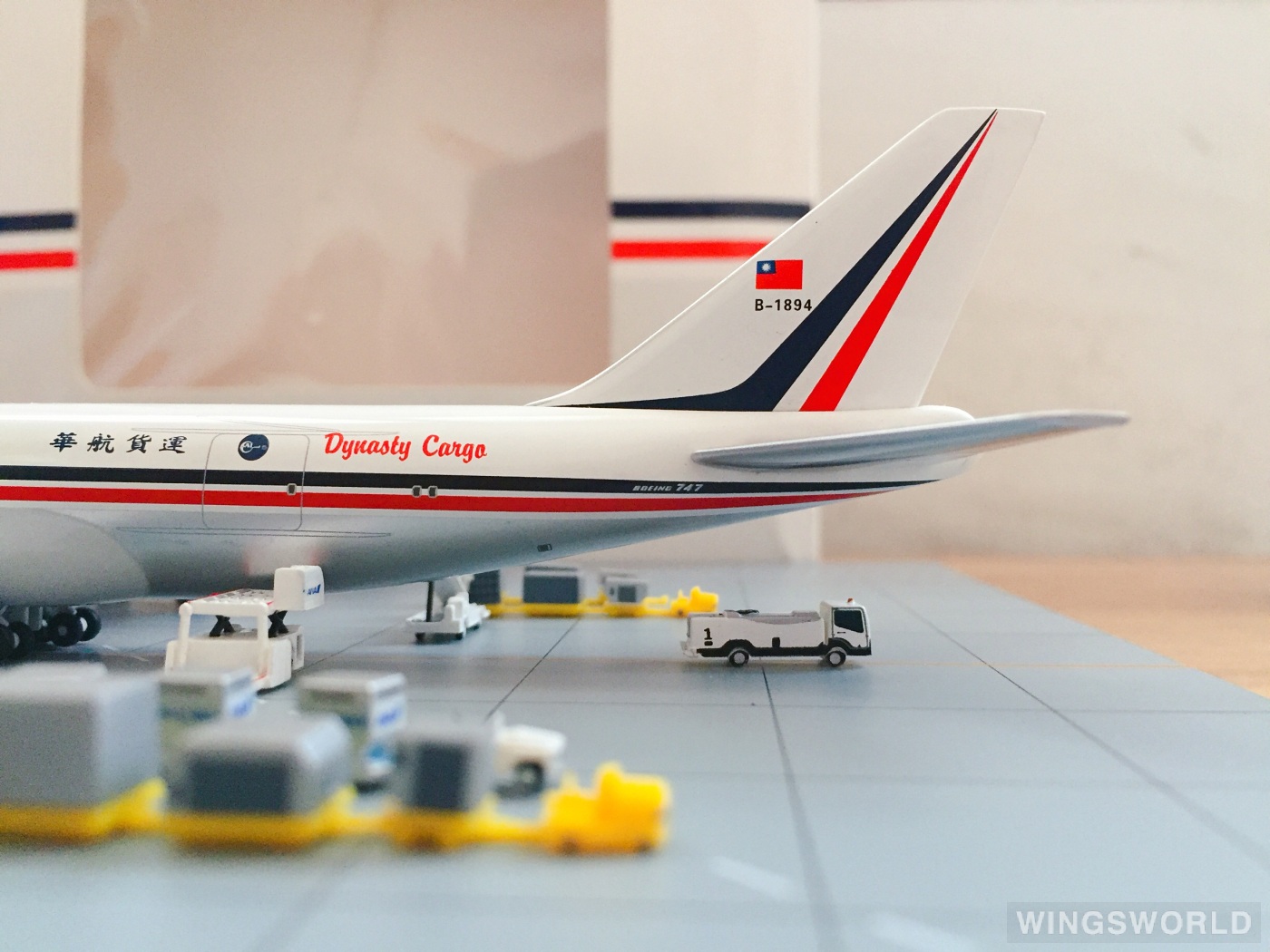 Big Bird 1:400 BB4-2006-XX China Airlines 中华航空 Boeing 747-200 B-1894