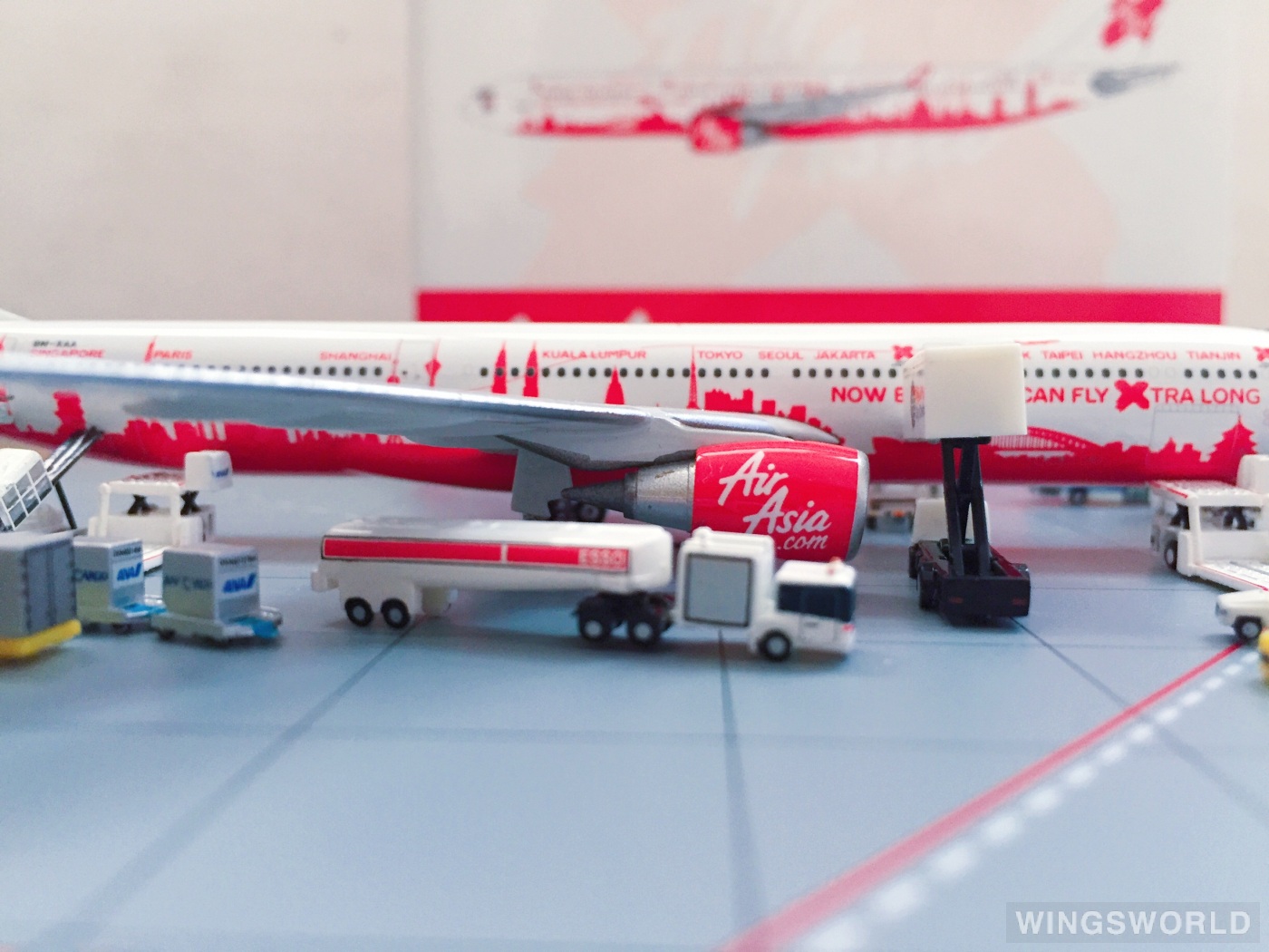 Phoenix 1:400 PH10474 AirAsia 亚洲航空 Airbus A330-300 9M-XAA