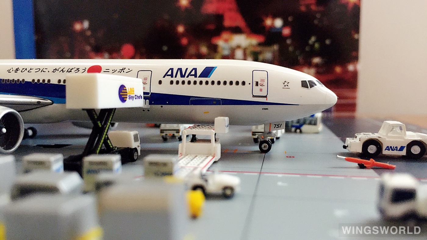 Phoenix 1:400 PH10532 ANA 全日空 Boeing 777-300 JA751A