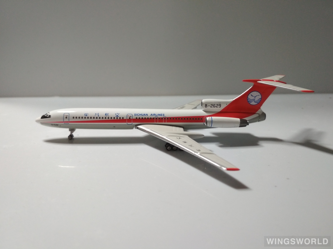 Phoenix 1:400 PH10894 Sichuan Airlines 四川航空 Tupolev Tu-154 B-2629