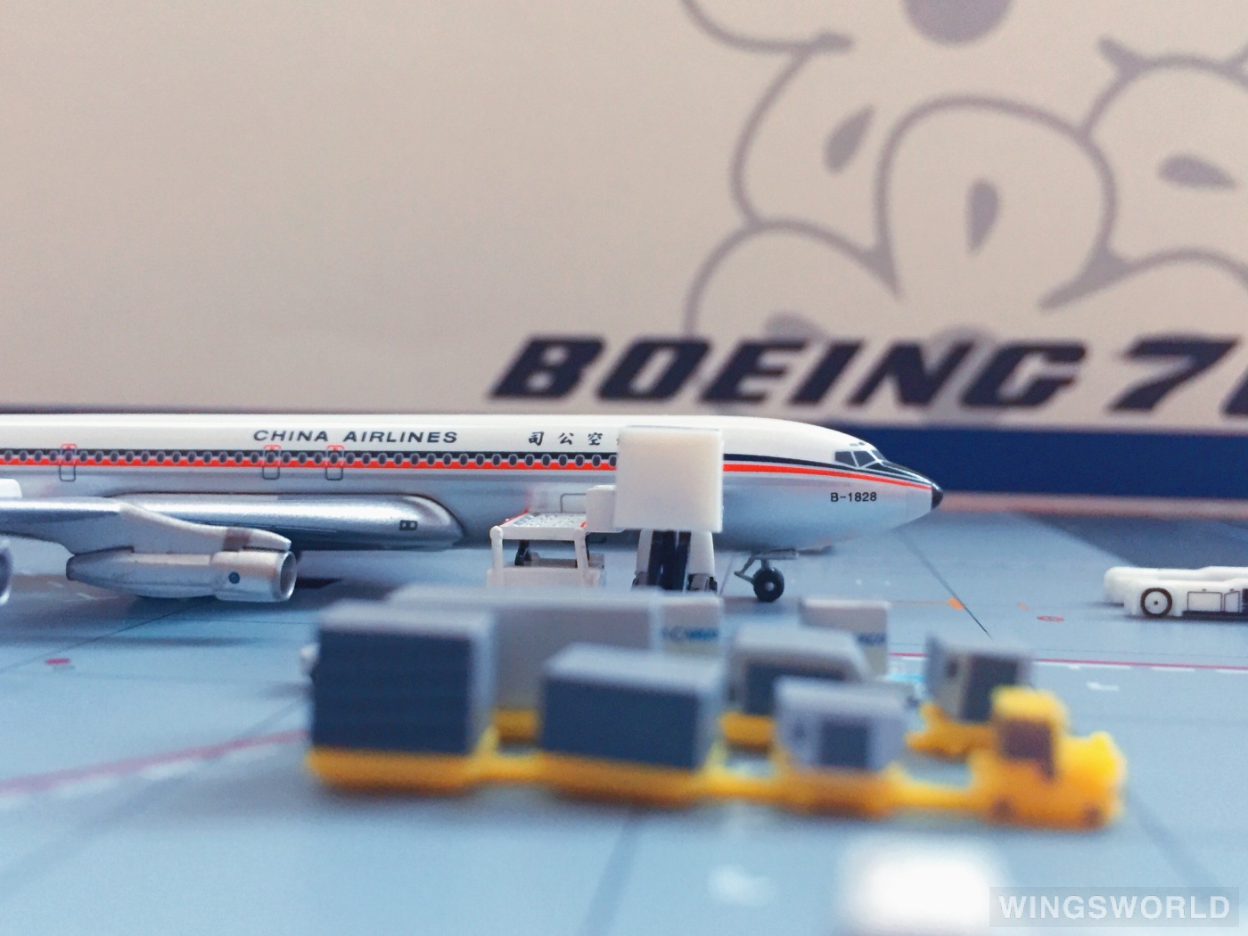 AeroClassics 1:400 ACB1828 China Airlines 中华航空 Boeing 707-300 B-1828