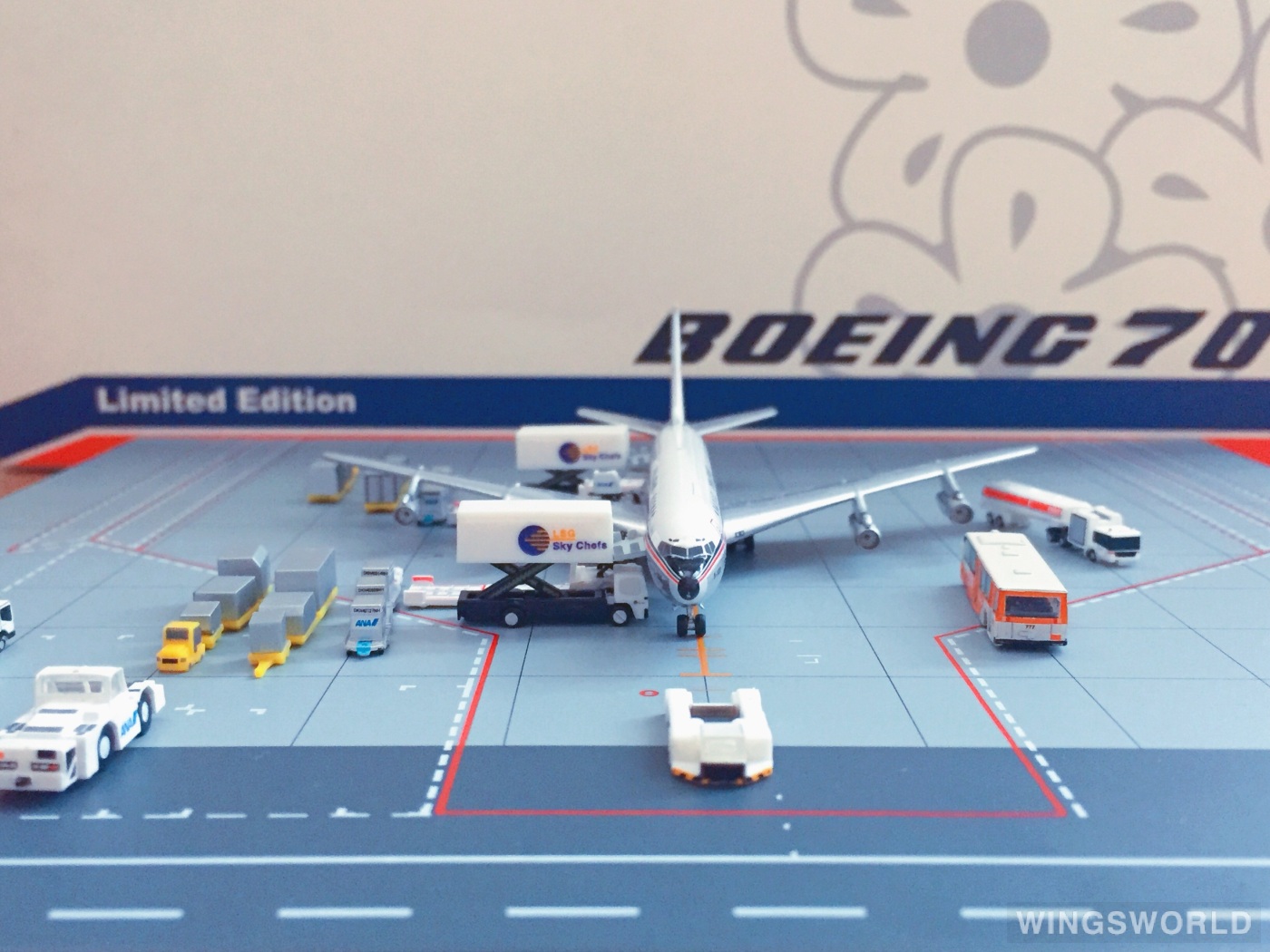AeroClassics 1:400 ACB1828 China Airlines 中华航空 Boeing 707-300 B-1828