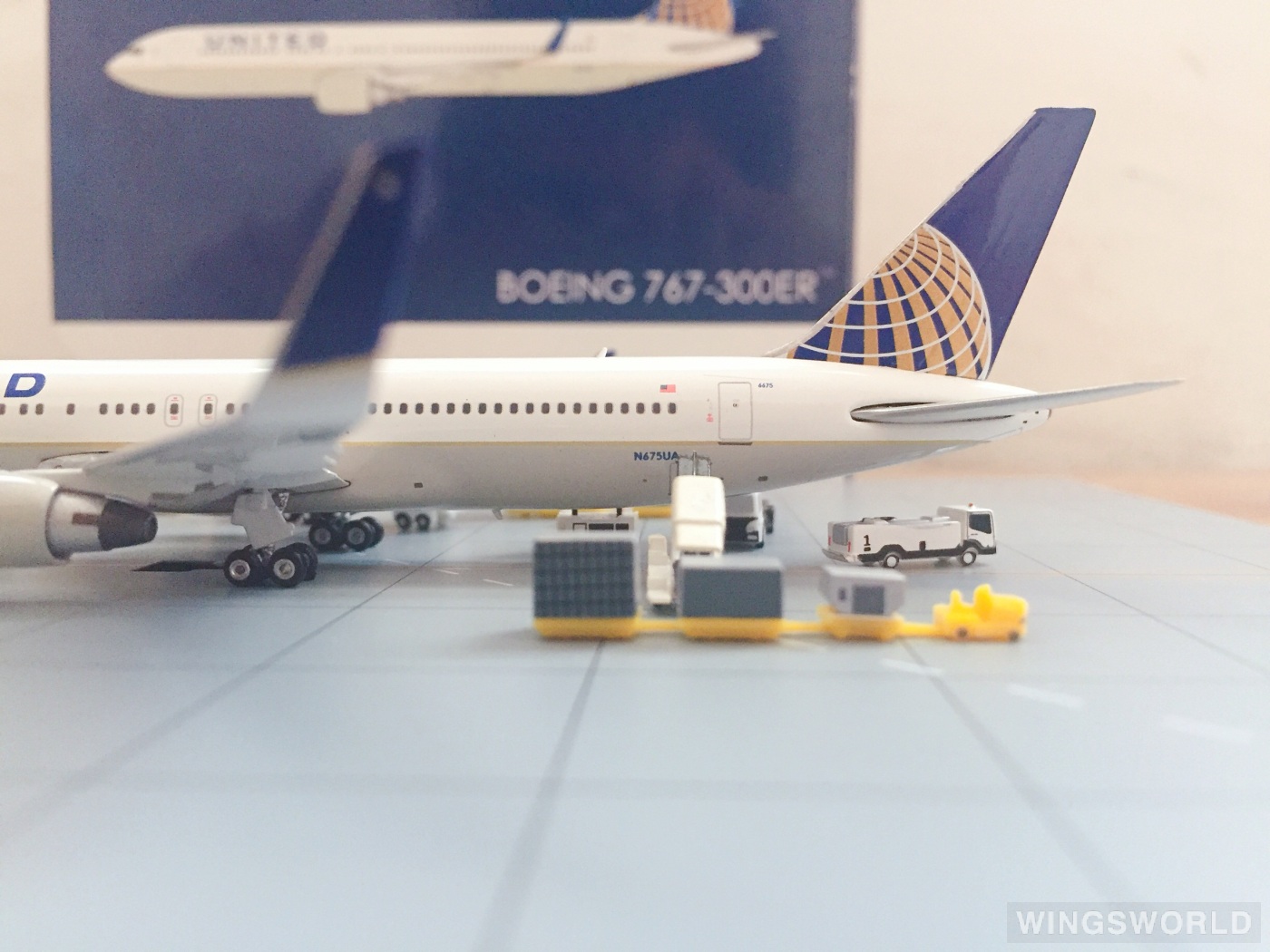 Geminijets 1:400 GJUAL1396 United Airlines 美国联合航空 Boeing 767-300 N675UA