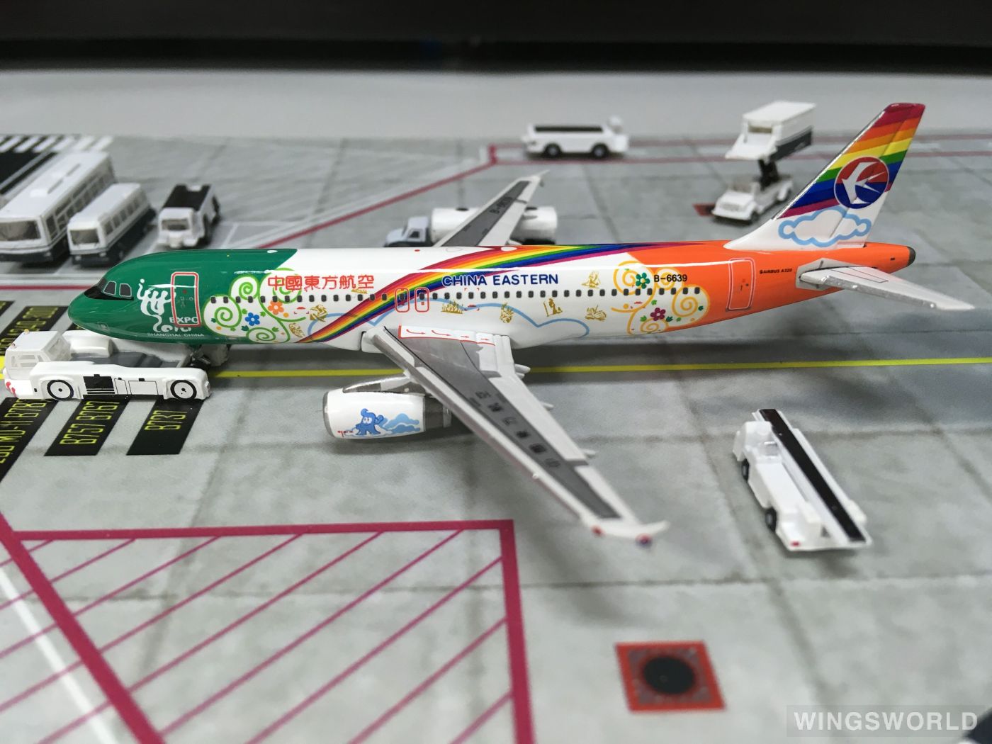 Phoenix 1:400 PH10423 China Eastern 中国东方航空 Airbus A320 B-6639