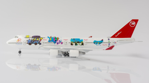 Northwest Airlines 美国西北航空 Boeing 747-400 N670US 