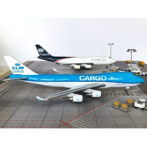KLM 荷兰皇家航空 Boeing 747-400 PH-CKA  PH04232 Phoenix 1:400