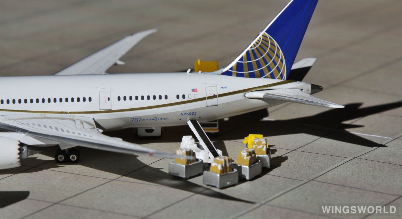 Geminijets 1:400 GJUAL1244 United Airlines 美国联合航空 Boeing 787-8 N26902