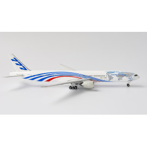 Boeing 波音公司 Boeing 777-300 N5016R  PH11277 Phoenix 1:400