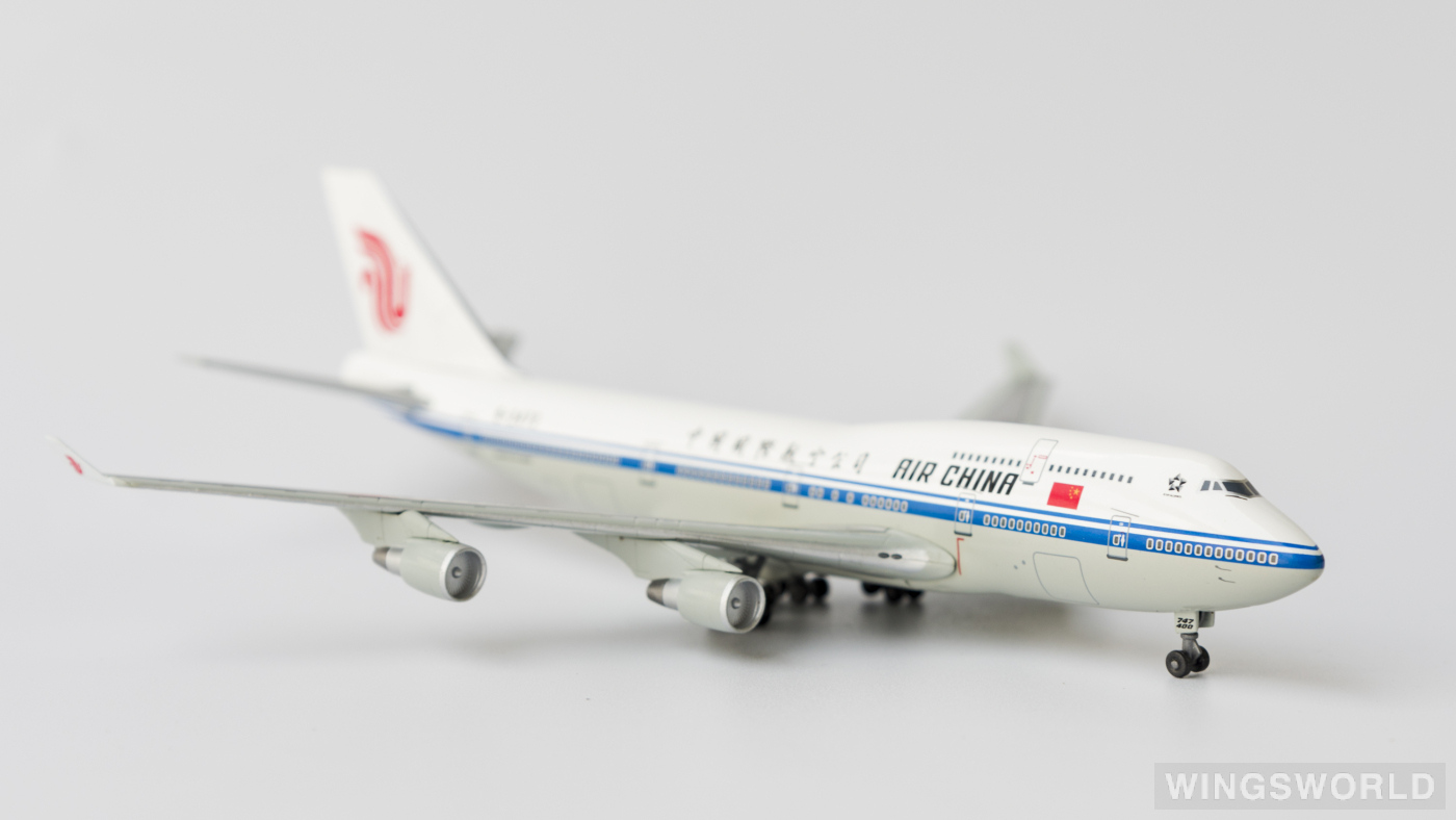 Dragon Models 1:400 56300 Air China 中国国际航空 Boeing 747-400 B-2472