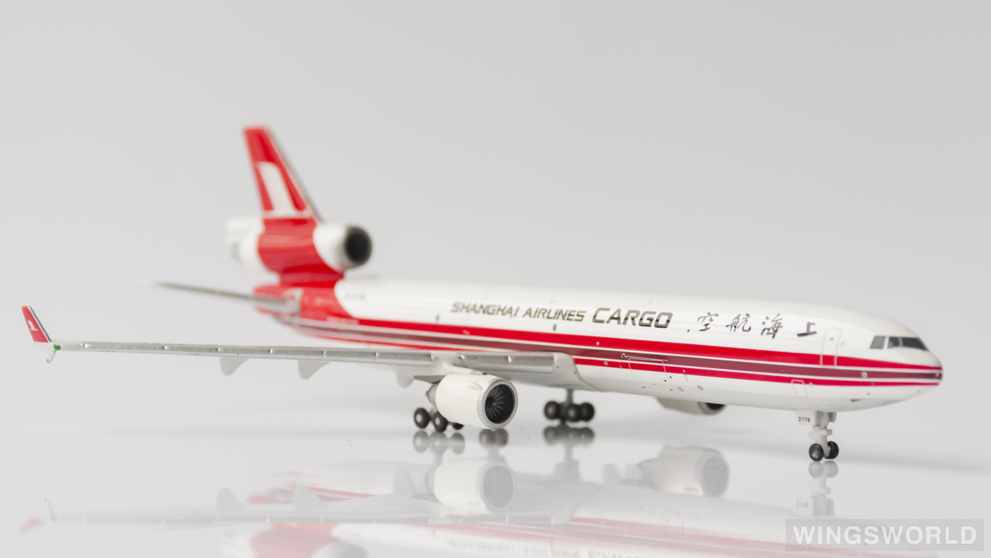 Geminijets 1:400 GJCSH749 Shanghai Airlines 上海航空 McDonnell Douglas MD-11 B-2176