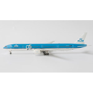 KLM 荷兰皇家航空 Boeing 777-300ER PH-BVK 2003s colors.  PH11084 Phoenix 1:400