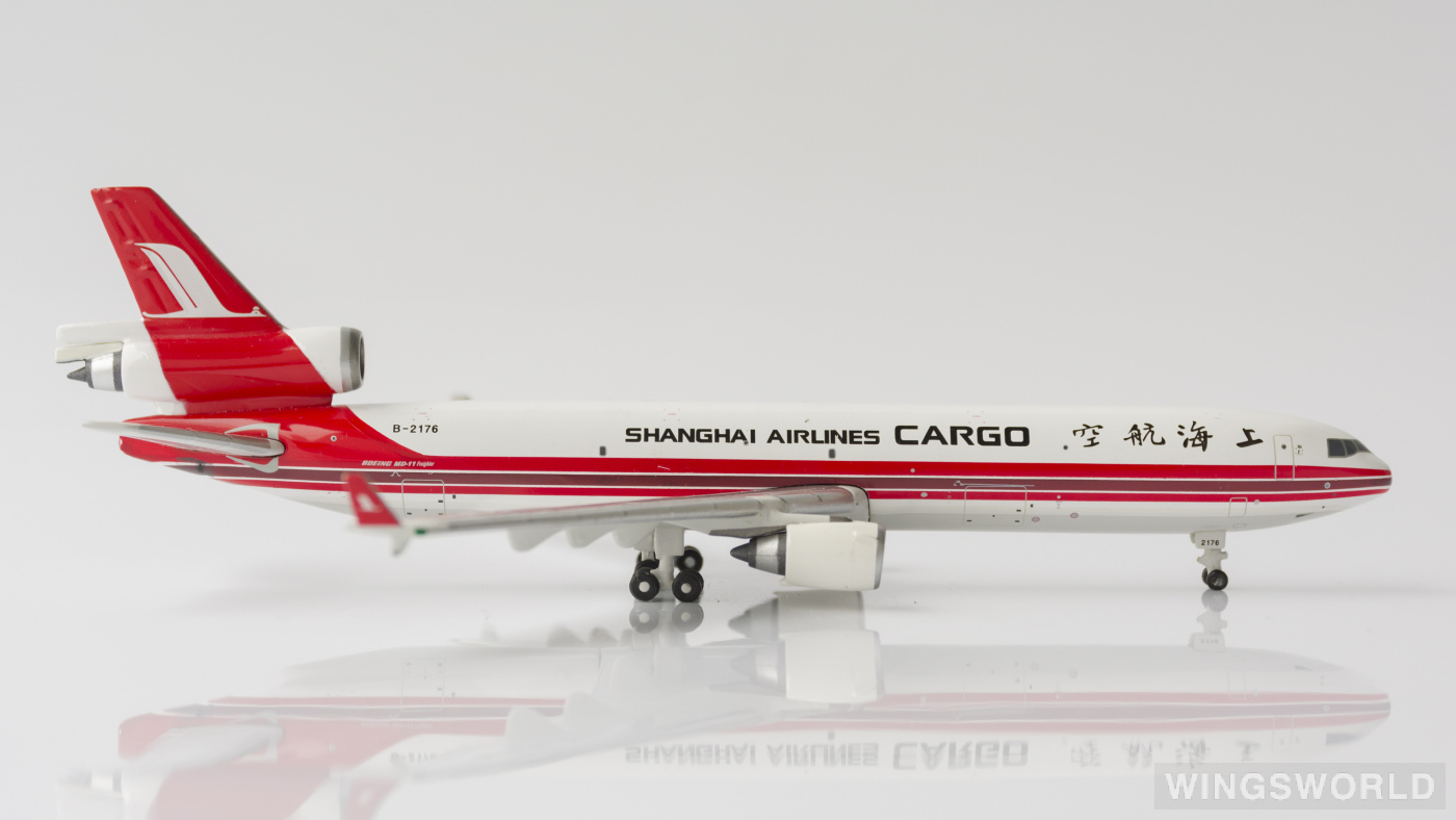 Geminijets 1:400 GJCSH749 Shanghai Airlines 上海航空 McDonnell Douglas MD-11 B-2176