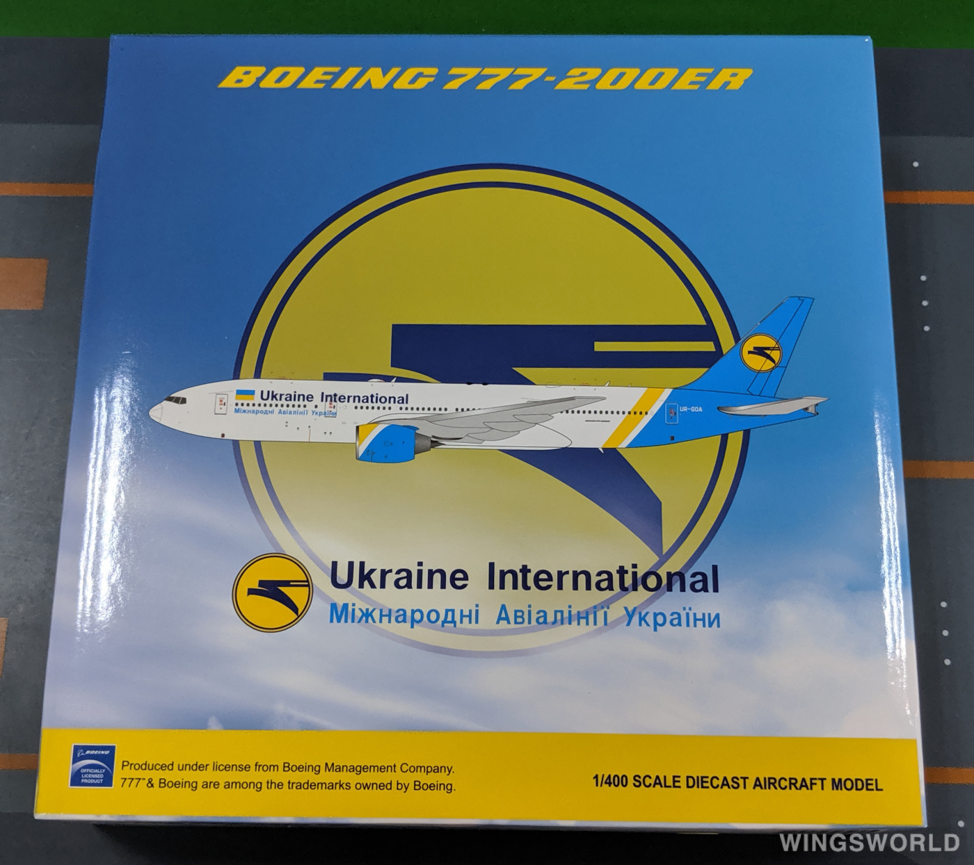 JC Wings 1:400 LH4072A UIA 乌克兰国际航空 Boeing 777-200 UR-GOA