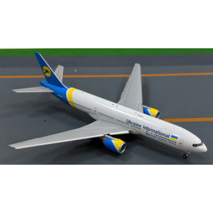 UIA 乌克兰国际航空 Boeing 777-200 UR-GOA 襟翼打开 LH4072A JC Wings 1:400