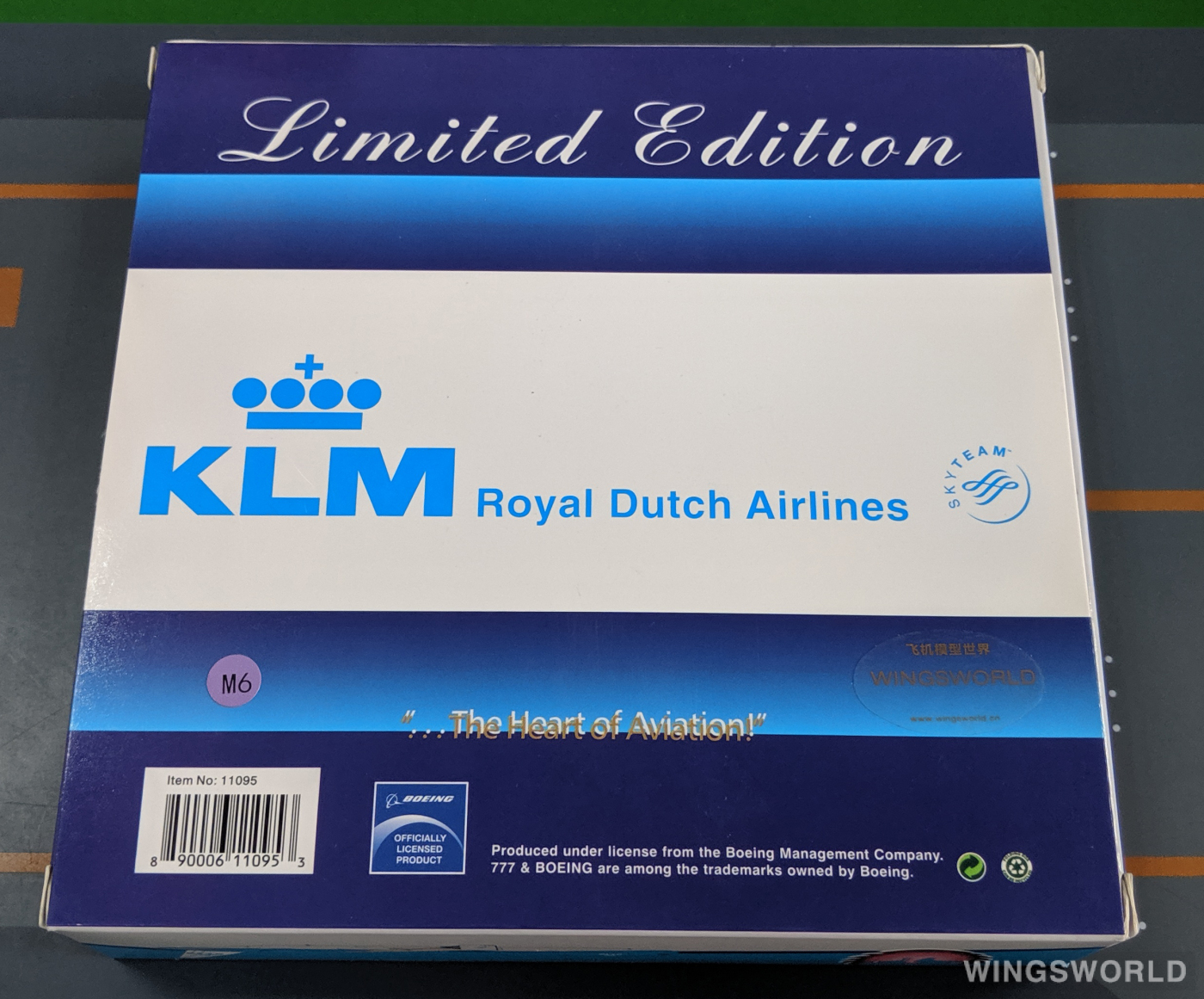 Phoenix 1:400 PH11095 KLM 荷兰皇家航空 Boeing 777-300ER PH-BVN