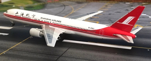 Shanghai Airlines 上海航空 Boeing 767-300 B-2567  PH10508 Phoenix 1:400