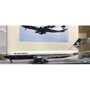 British Airways 英国航空 Boeing 767-300 G-BNWL Landor colors. Named 