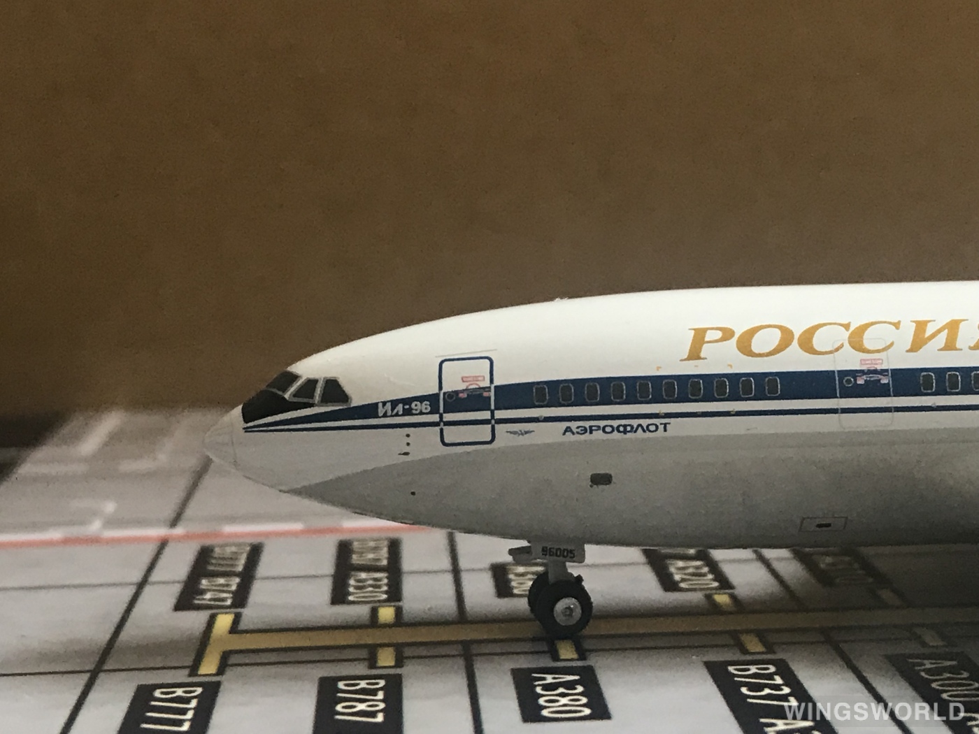Phoenix 1:400 PH10744 Aeroflot 俄罗斯航空 Ilyushin Il-96 CCCP-96005