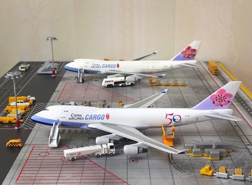 China Airlines 中华航空 Boeing 747-400 B-18725 PH10363A Phoenix 1:400