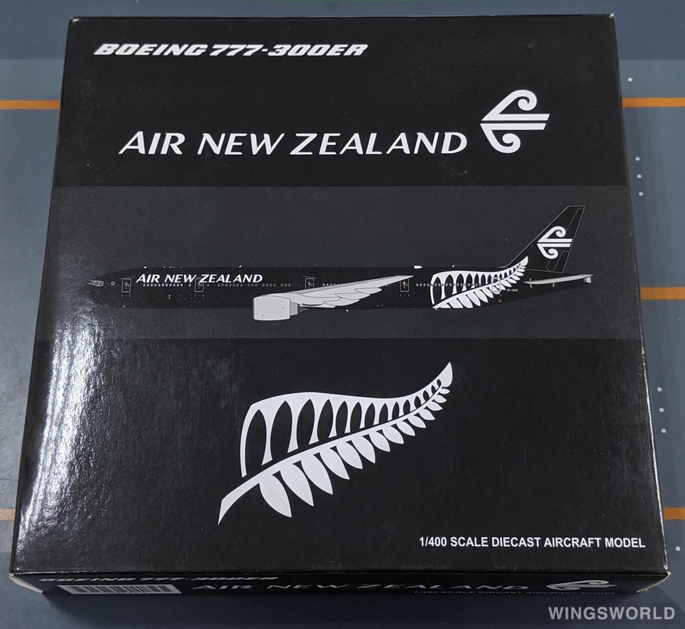 JC Wings 1:400 XX4567 Air New Zealand 新西兰航空 Boeing 777-300 ZK-OKQ