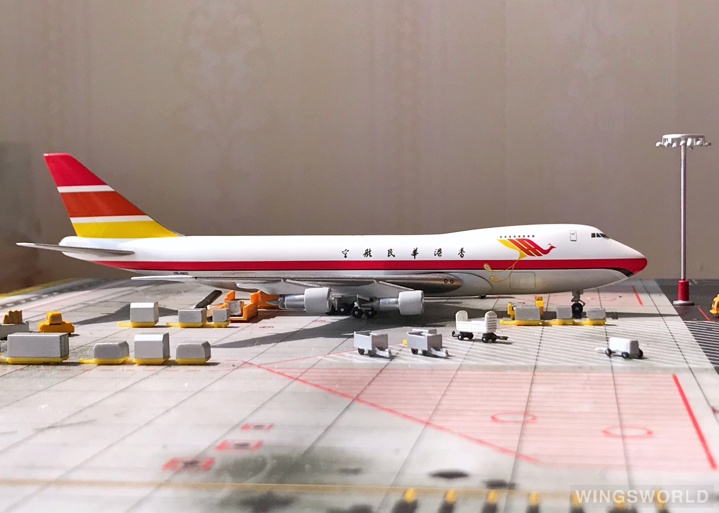 Big Bird 1:400 BB4200325 Air Hong Kong 香港华民航空 Boeing 747-100 VR-HKO