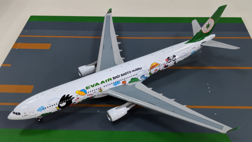 EVA Air 长荣航空 Airbus A330-300 B-16331 酷企鹅 WB-EV-333-01 Inflight200 1:200