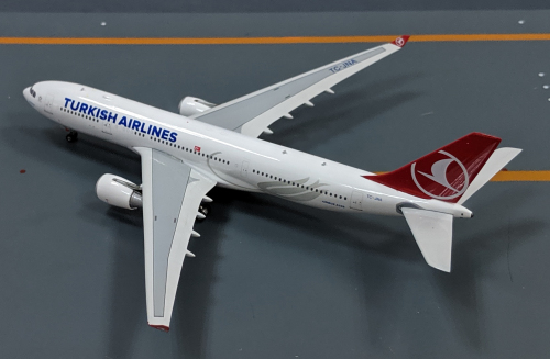 Turkish Airlines 土耳其航空 Airbus A330-200 TC-JNA  PH10884 Phoenix 1:400
