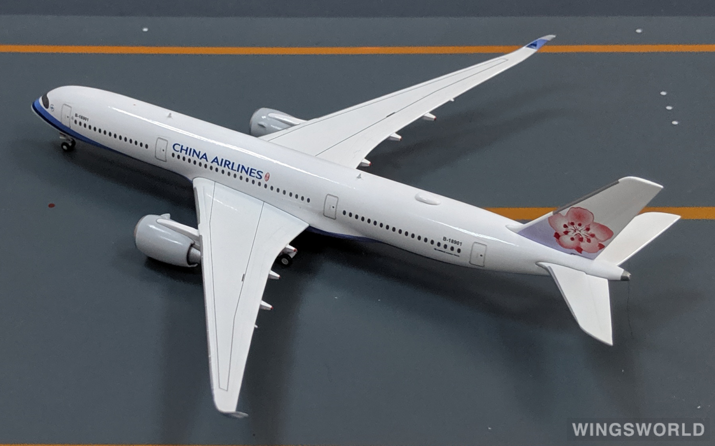 JC Wings 1:400 CI401054 China Airlines 中华航空 Airbus A350-900 B-18901