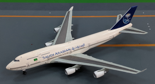 Saudia 沙特阿拉伯航空 Boeing 747-400 HZ-AIZ  55262 Dragon Models 1:400