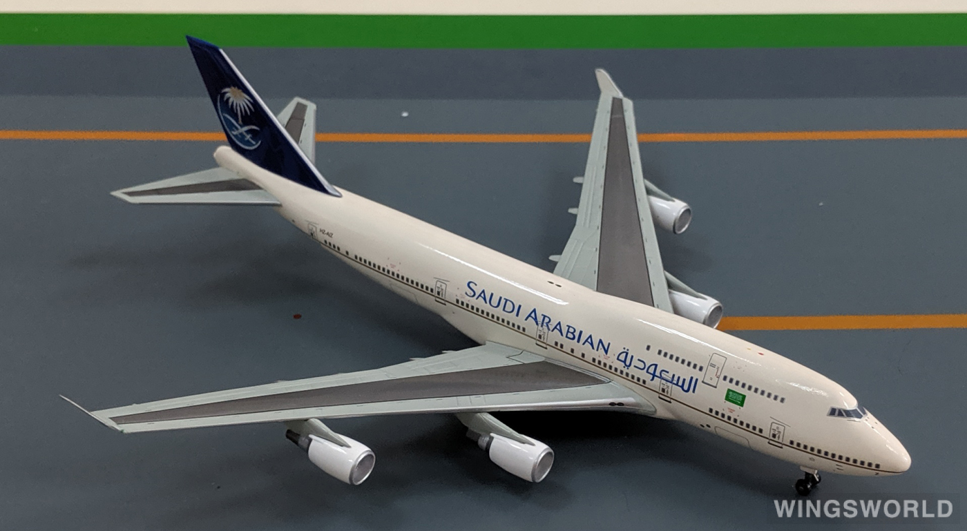 Dragon Models 1:400 55262 Saudia 沙特阿拉伯航空 Boeing 747-400 HZ-AIZ