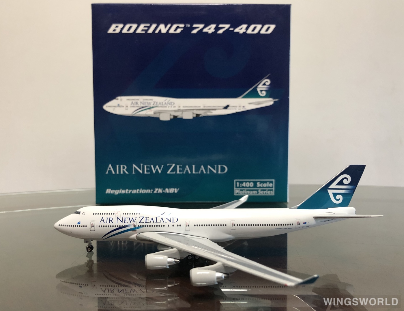 Phoenix 1:400 PH10436 Air New Zealand 新西兰航空 Boeing 747-400 ZK-NBV