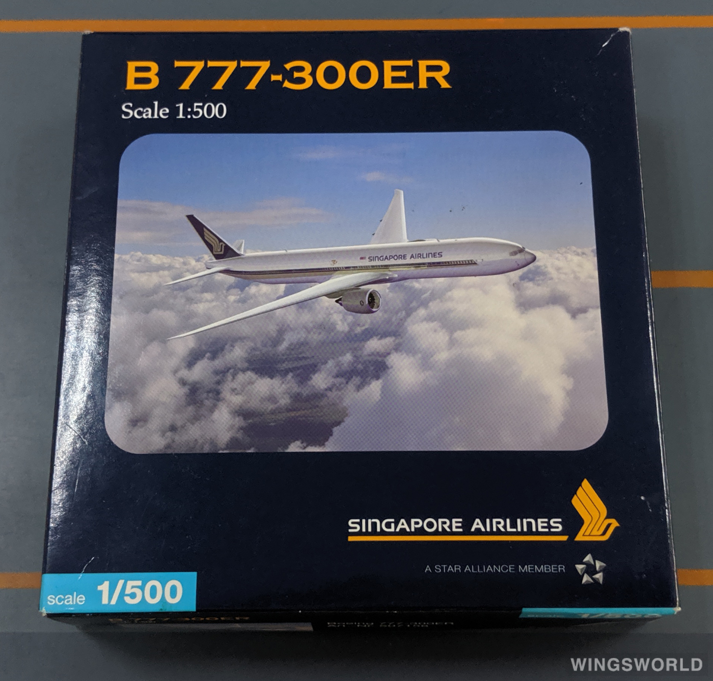 Herpa 1:400 507158 Singapore Airlines 新加坡航空 Boeing 777-300 9V-SWA